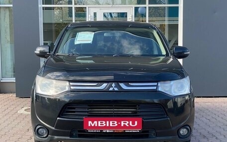 Mitsubishi Outlander III рестайлинг 3, 2013 год, 1 139 000 рублей, 3 фотография