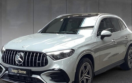 Mercedes-Benz GLC AMG, 2024 год, 11 000 000 рублей, 2 фотография