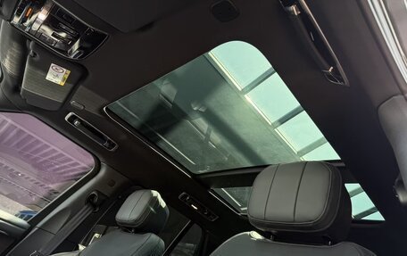Land Rover Range Rover IV рестайлинг, 2025 год, 26 590 000 рублей, 24 фотография