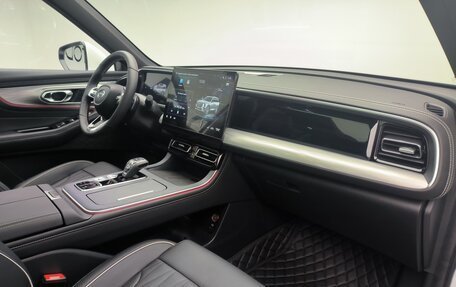 GAC GS8, 2025 год, 14 фотография