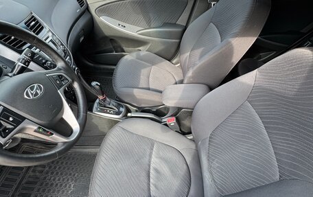 Hyundai Solaris II рестайлинг, 2014 год, 990 000 рублей, 17 фотография