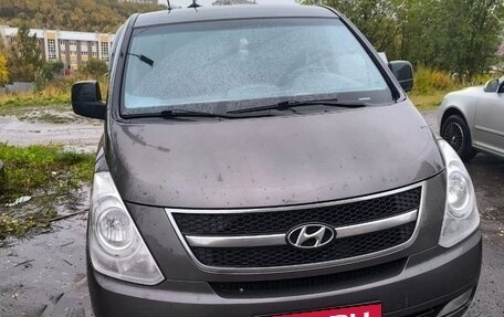 Hyundai H-1 II рестайлинг, 2011 год, 1 600 000 рублей, 2 фотография