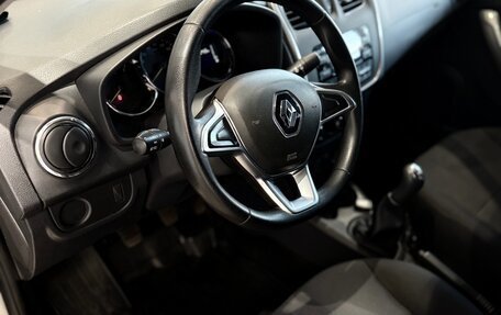 Renault Logan II, 2020 год, 882 000 рублей, 11 фотография