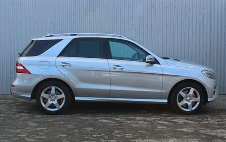 Mercedes-Benz M-Класс, 2012 год, 2 550 000 рублей, 3 фотография