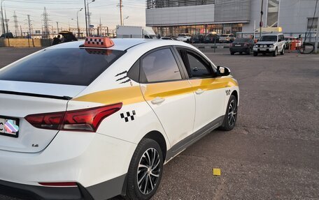 Hyundai Solaris II рестайлинг, 2017 год, 720 000 рублей, 3 фотография