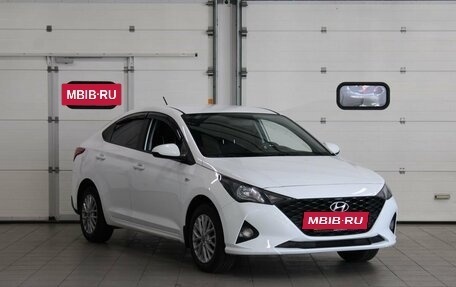 Hyundai Solaris II рестайлинг, 2020 год, 1 567 000 рублей, 3 фотография