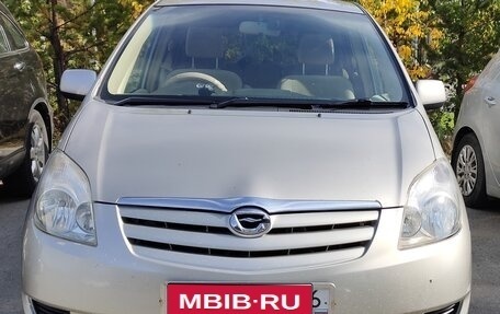 Toyota Corolla Spacio II, 2001 год, 590 000 рублей, 1 фотография