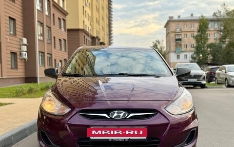 Hyundai Solaris II рестайлинг, 2011 год, 795 000 рублей, 4 фотография