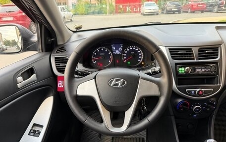 Hyundai Solaris II рестайлинг, 2011 год, 795 000 рублей, 18 фотография