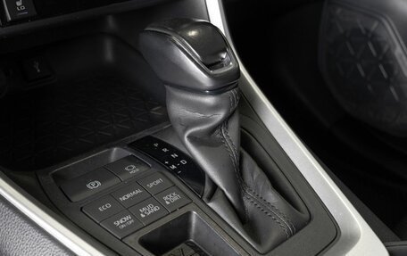 Toyota RAV4, 2022 год, 3 777 777 рублей, 5 фотография