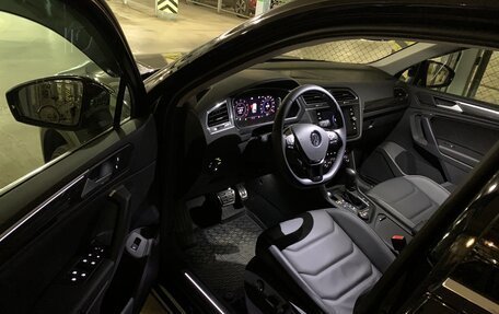 Volkswagen Tiguan II, 2020 год, 4 050 000 рублей, 6 фотография