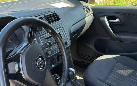 Volkswagen Polo VI (EU Market), 2019 год, 700 000 рублей, 9 фотография