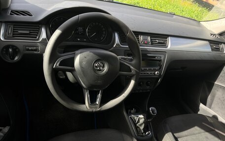 Skoda Rapid I, 2015 год, 699 000 рублей, 4 фотография