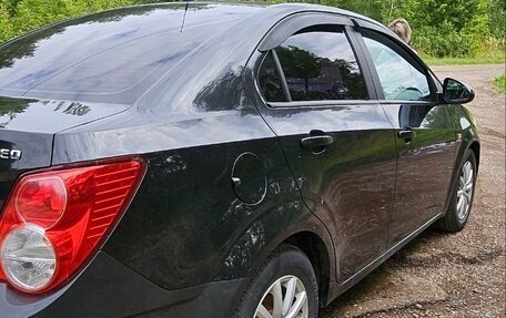 Chevrolet Aveo III, 2013 год, 500 000 рублей, 3 фотография