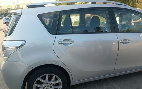 Toyota Verso I, 2010 год, 920 000 рублей, 7 фотография