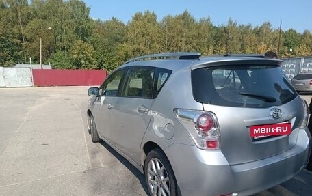 Toyota Verso I, 2010 год, 920 000 рублей, 6 фотография