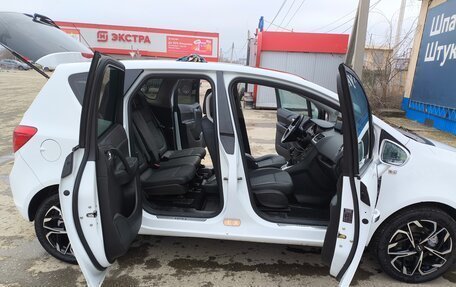 Opel Meriva, 2011 год, 830 000 рублей, 4 фотография