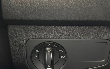 Volkswagen Tiguan II, 2018 год, 2 890 000 рублей, 10 фотография