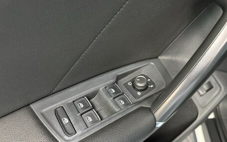 Volkswagen Tiguan II, 2018 год, 2 890 000 рублей, 9 фотография