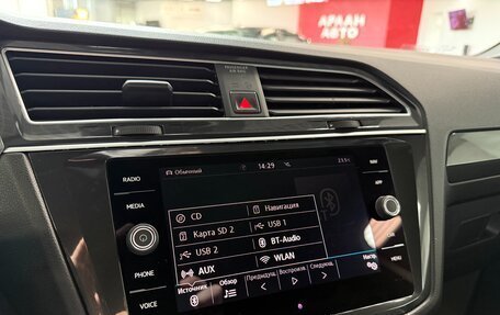 Volkswagen Tiguan II, 2018 год, 2 890 000 рублей, 15 фотография