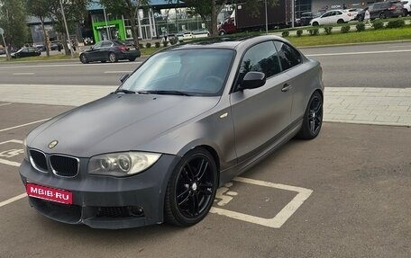 BMW 1 серия, 2012 год, 800 000 рублей, 1 фотография