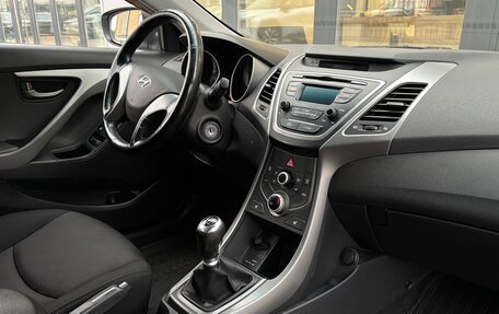 Hyundai Elantra V, 2015 год, 1 170 000 рублей, 14 фотография
