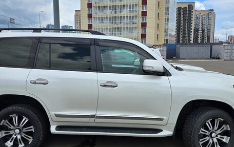Toyota Land Cruiser 200, 2013 год, 2 500 000 рублей, 2 фотография