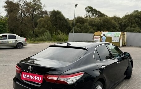 Toyota Camry, 2020 год, 2 900 000 рублей, 3 фотография