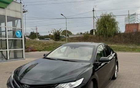 Toyota Camry, 2020 год, 2 900 000 рублей, 6 фотография