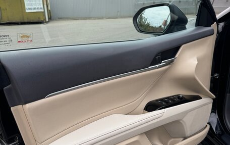 Toyota Camry, 2020 год, 2 900 000 рублей, 16 фотография