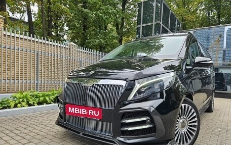 Mercedes-Benz V-Класс, 2023 год, 22 000 000 рублей, 7 фотография