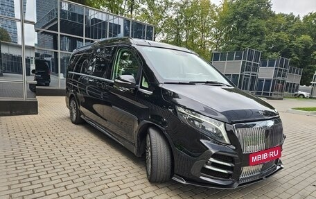 Mercedes-Benz V-Класс, 2023 год, 22 000 000 рублей, 9 фотография