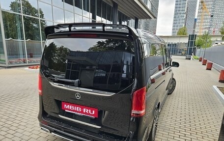 Mercedes-Benz V-Класс, 2023 год, 22 000 000 рублей, 11 фотография