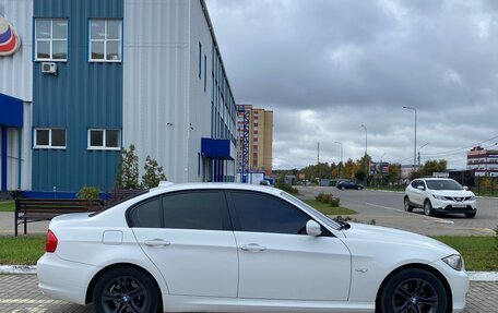 BMW 3 серия, 2011 год, 1 320 000 рублей, 3 фотография