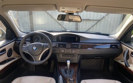 BMW 3 серия, 2011 год, 1 320 000 рублей, 7 фотография