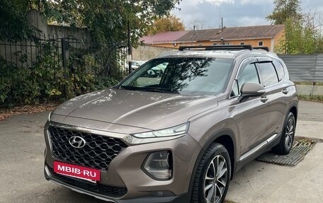 Hyundai Santa Fe IV, 2019 год, 2 100 000 рублей, 2 фотография