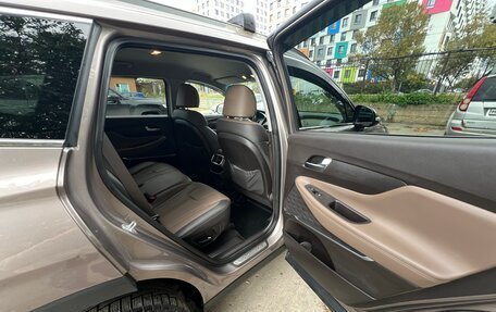 Hyundai Santa Fe IV, 2019 год, 2 100 000 рублей, 17 фотография