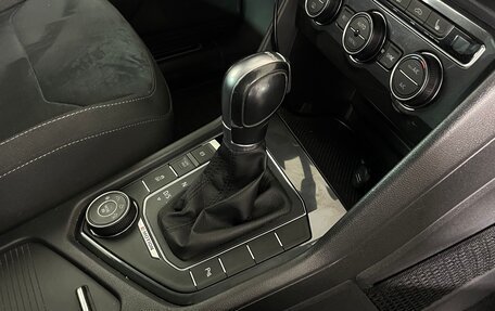 Volkswagen Tiguan II, 2017 год, 2 486 000 рублей, 20 фотография
