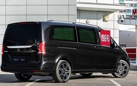 Mercedes-Benz V-Класс, 2023 год, 14 990 000 рублей, 4 фотография