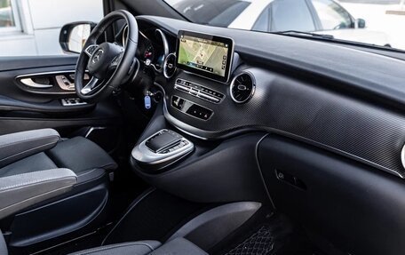 Mercedes-Benz V-Класс, 2023 год, 14 990 000 рублей, 23 фотография
