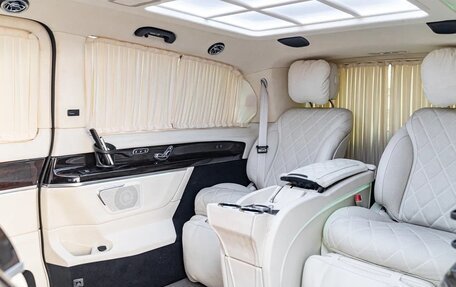 Mercedes-Benz V-Класс, 2023 год, 14 990 000 рублей, 26 фотография