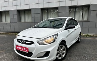 Hyundai Solaris II рестайлинг, 2013 год, 810 000 рублей, 1 фотография