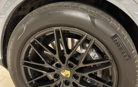 Porsche Cayenne III, 2023 год, 16 500 000 рублей, 12 фотография