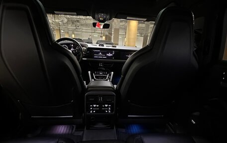 Porsche Cayenne III, 2023 год, 16 500 000 рублей, 10 фотография