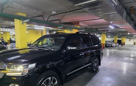 Toyota Land Cruiser 200, 2020 год, 8 200 000 рублей, 5 фотография