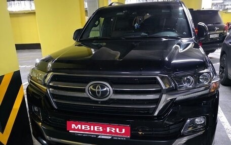 Toyota Land Cruiser 200, 2020 год, 8 200 000 рублей, 12 фотография