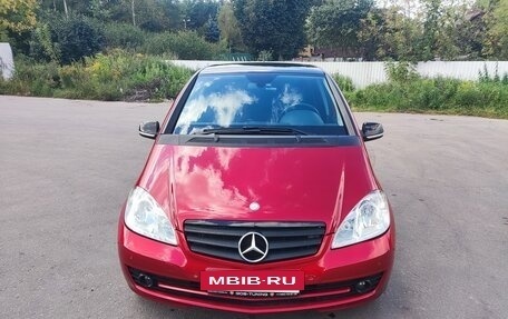 Mercedes-Benz A-Класс, 2012 год, 1 500 000 рублей, 4 фотография