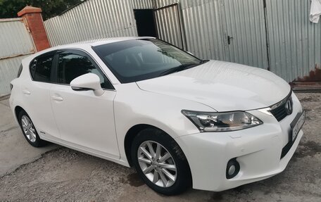 Lexus CT I рестайлинг, 2012 год, 1 100 000 рублей, 2 фотография