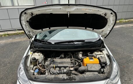 Hyundai Solaris II рестайлинг, 2013 год, 810 000 рублей, 7 фотография