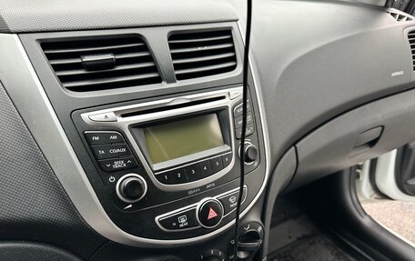 Hyundai Solaris II рестайлинг, 2013 год, 810 000 рублей, 12 фотография
